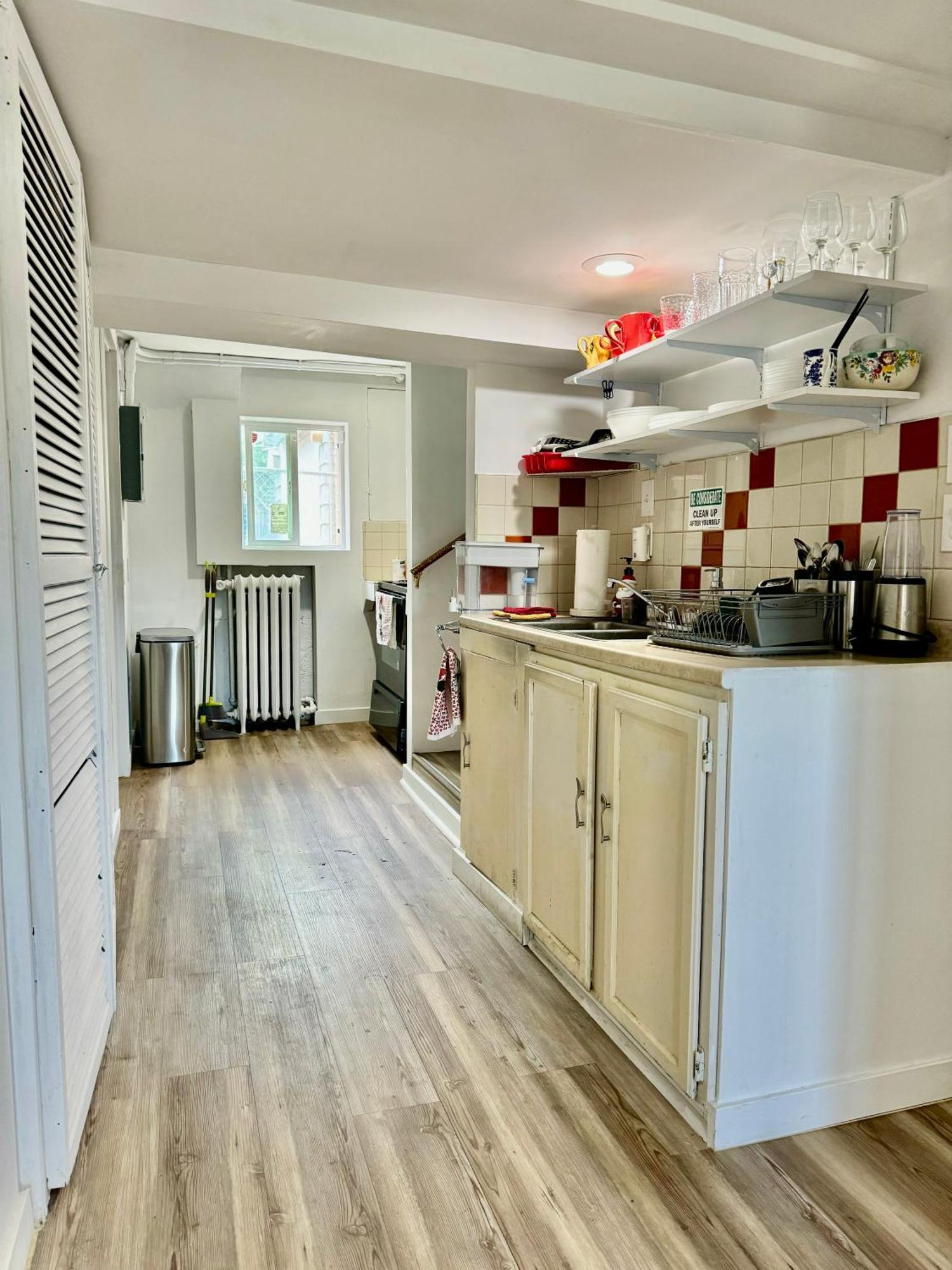 Private Room With Two Twin Beds Air Conditioning And Shared Bathrooms Located Near Seatac Airport And Downtown Seattle Eksteriør bilde